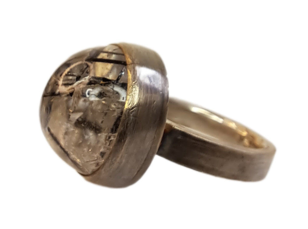 
                  
                    Tourmilinierter Quarz Silberring
                  
                