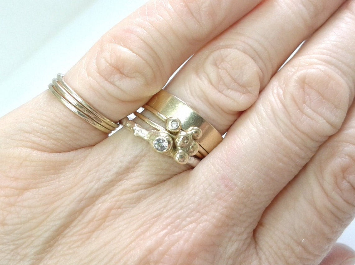 
                  
                    Grüner Saphir in 14 Karat recyceltes Gold und Silber Ring
                  
                